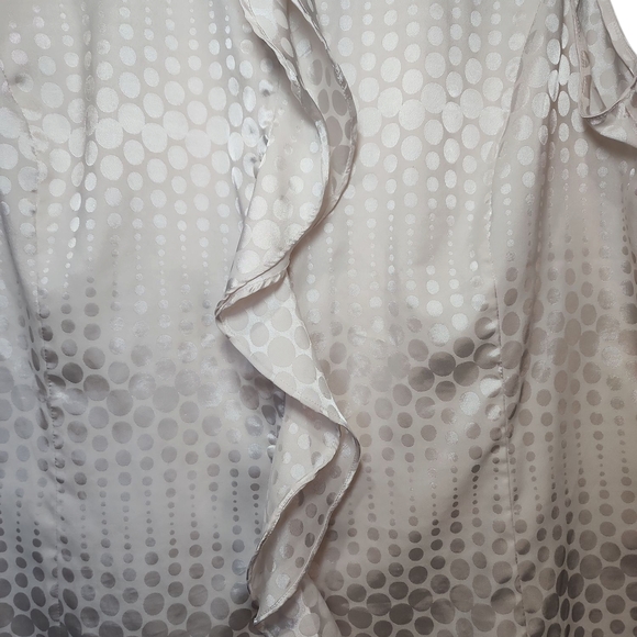 Tahari Elegant White Sleeveless Top Lrg - Picture 5 of 9